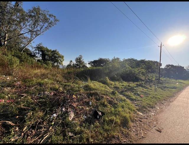 LAND FOR SALE IN PLESSISLAER